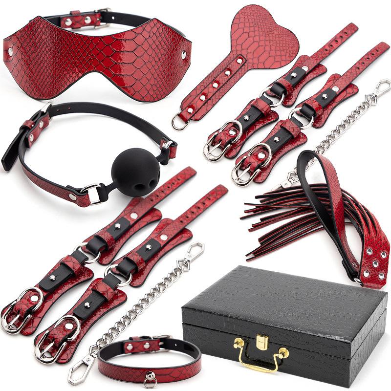 Factory Wholesale Price Multiple Styles Women Bdsm Leather Bondage Restraint Set Toys For Adult Games Role Play Bdsm Bondage Set