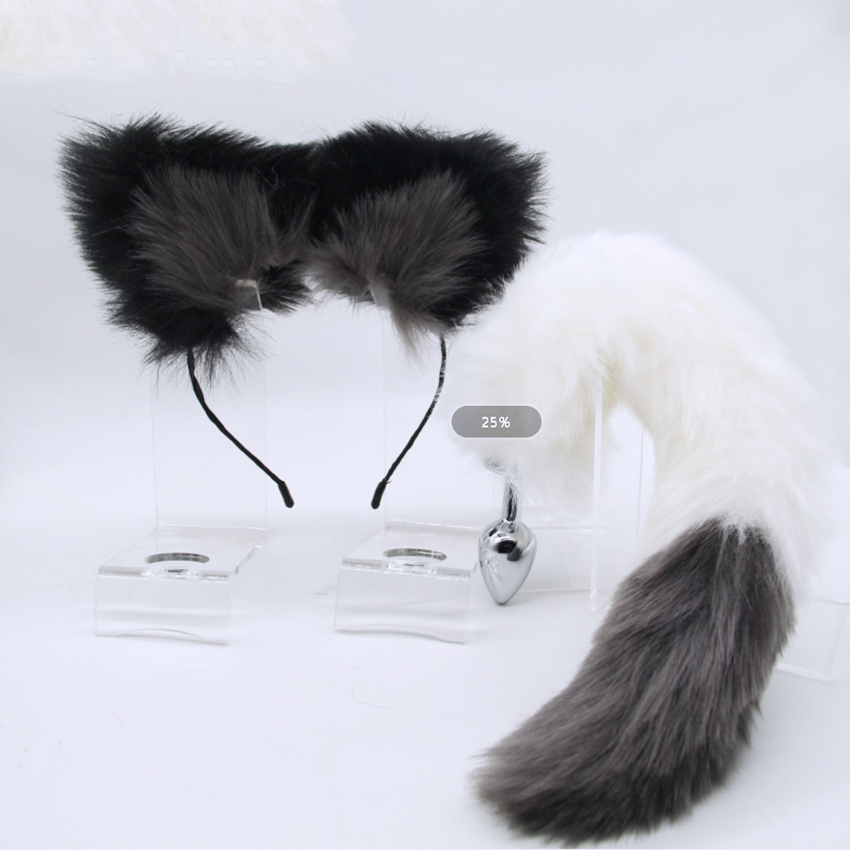 Black gray headband + gray white tail