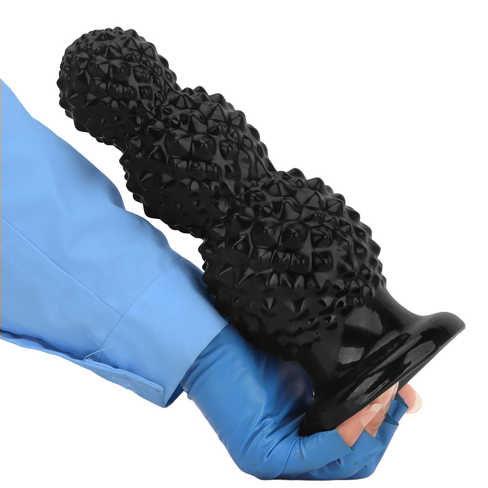 Pulling beads with suction cup anal plug